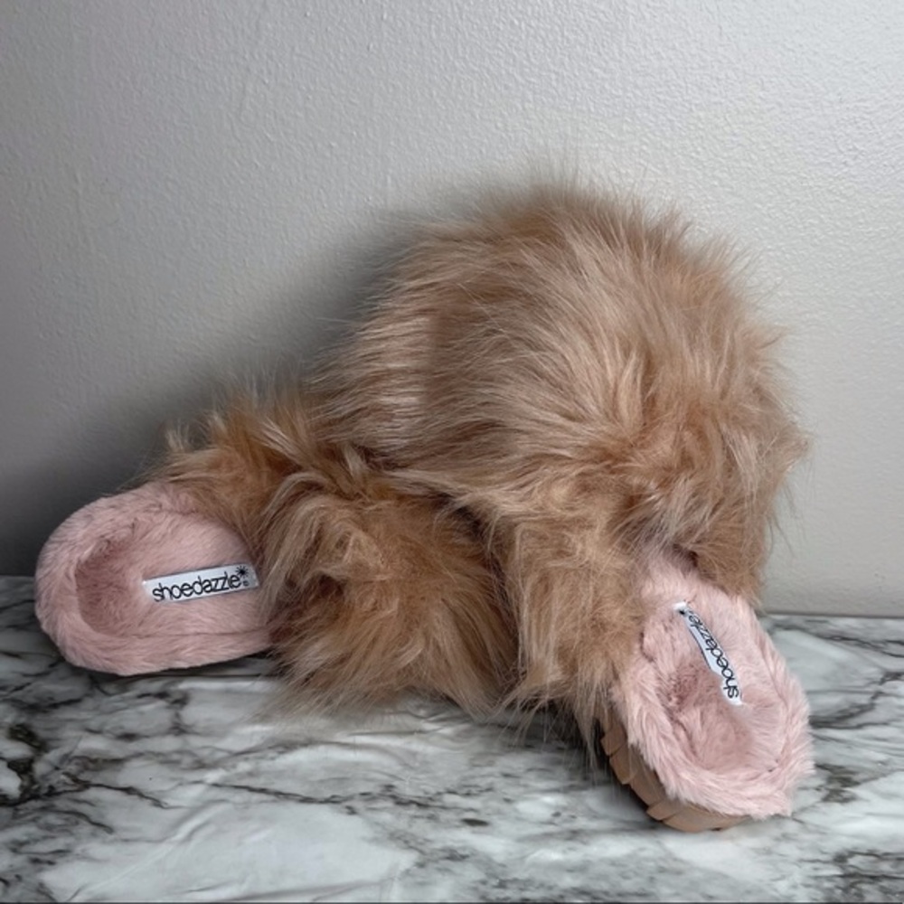 Shoe Dazzle Blush Faux Fur Cozy Slippers | Soft Glam Lounge Slides | NWT